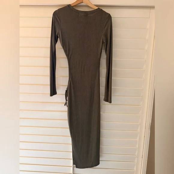 Marion Cutout Olive Long Sleeve Midi Dress - Picture 8 of 10